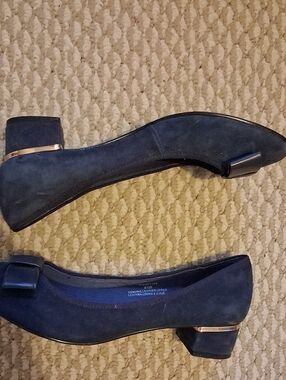 Vintage Town Shoes Classic Navy Suede Block Heel Pumps 8.5